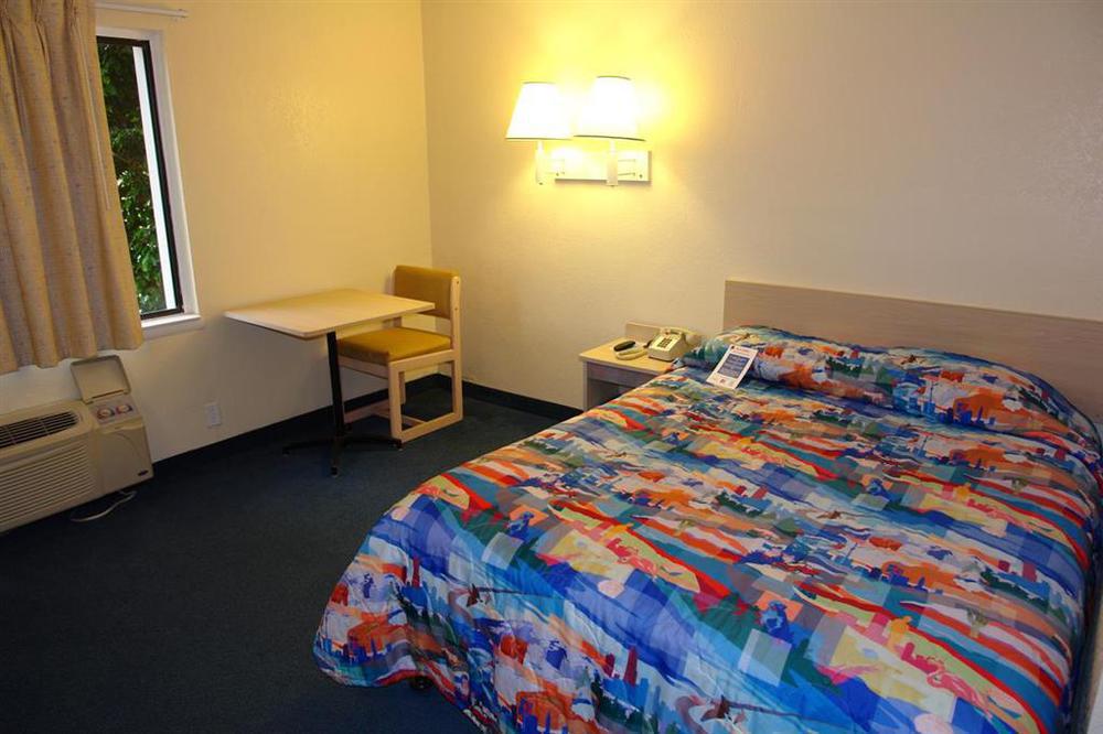 Motel 6-Costa Mesa, Ca Стая снимка